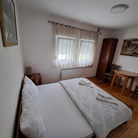 Rooms Lida & Friendly Home بلاف المظهر الخارجي الصورة