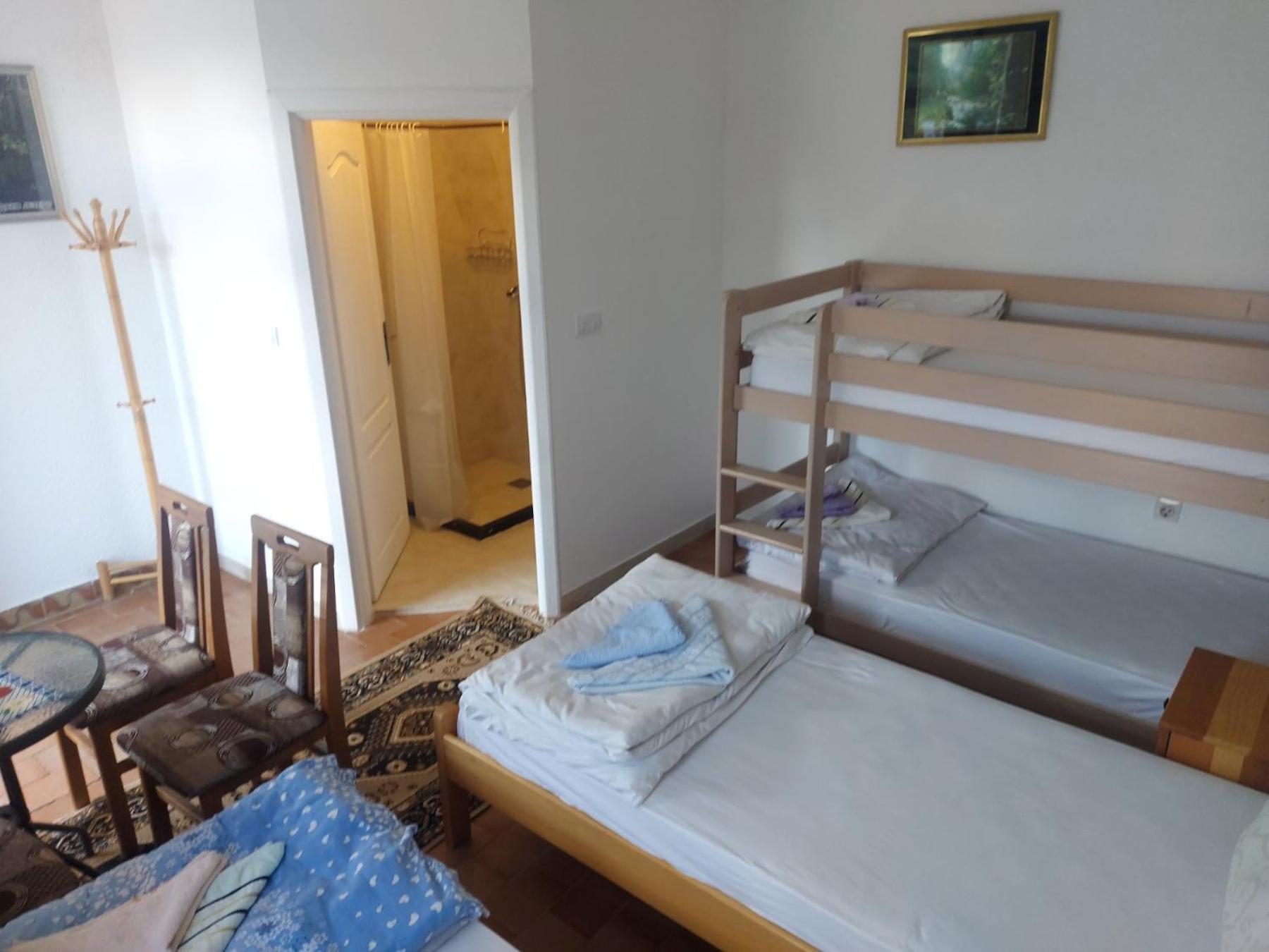 Rooms Lida & Friendly Home بلاف المظهر الخارجي الصورة