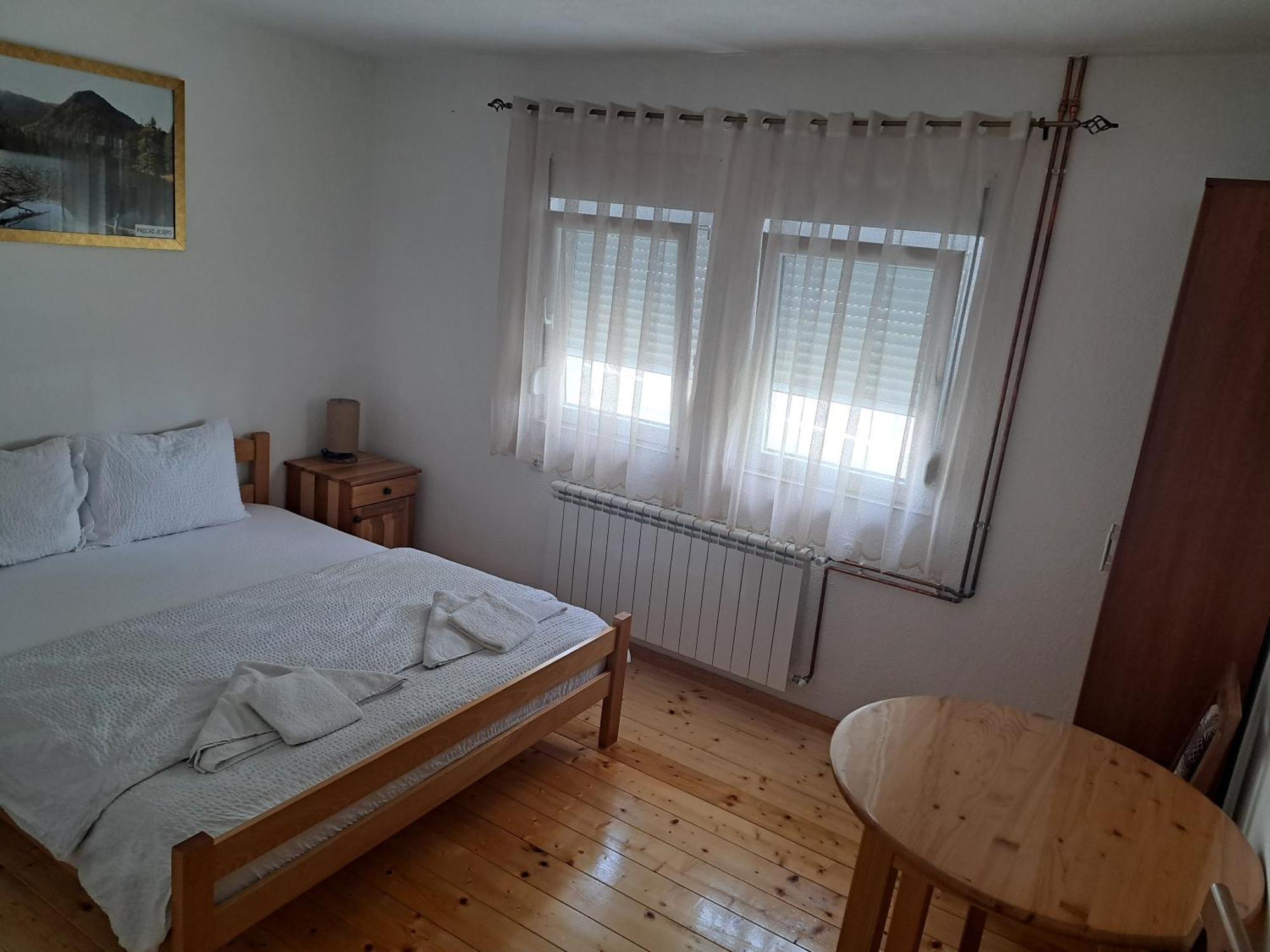 Rooms Lida & Friendly Home بلاف المظهر الخارجي الصورة